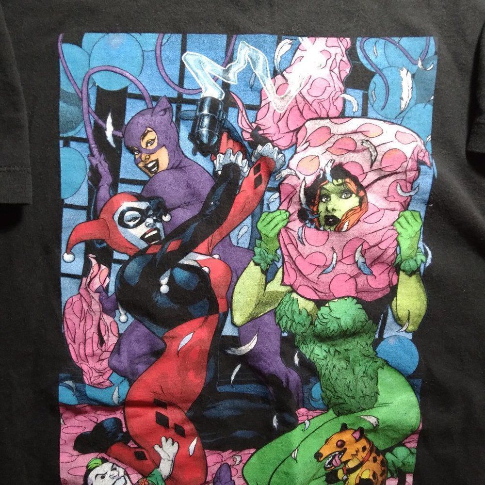 DC Comics Gotham City Sirens Harley Quinn Shirt